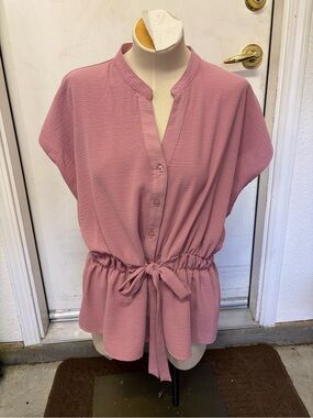 Tie-Waist Blouse in Dusty Rose with Notch Neck